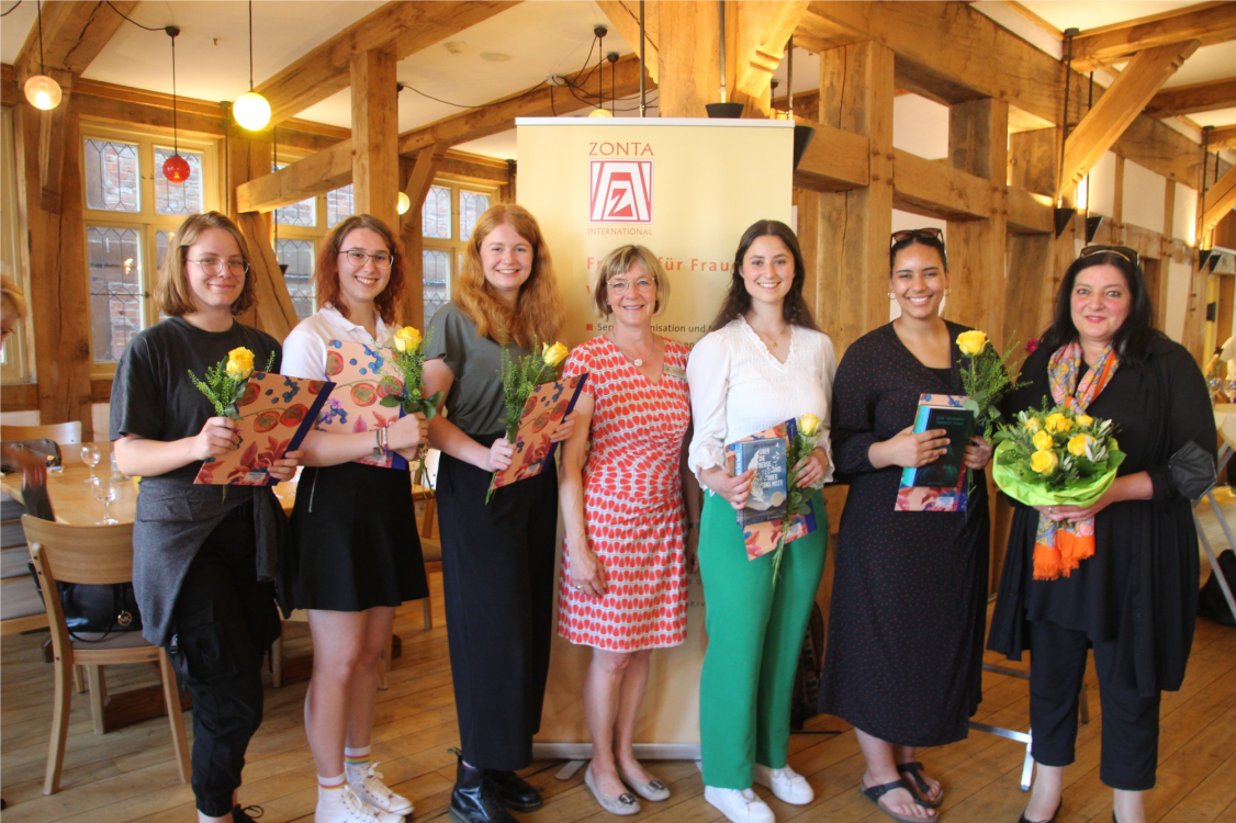 Auszeichnung für ehrenamtliches Engagement verleiht der Zonta Club Hildesheim  Stadt Hildesheim