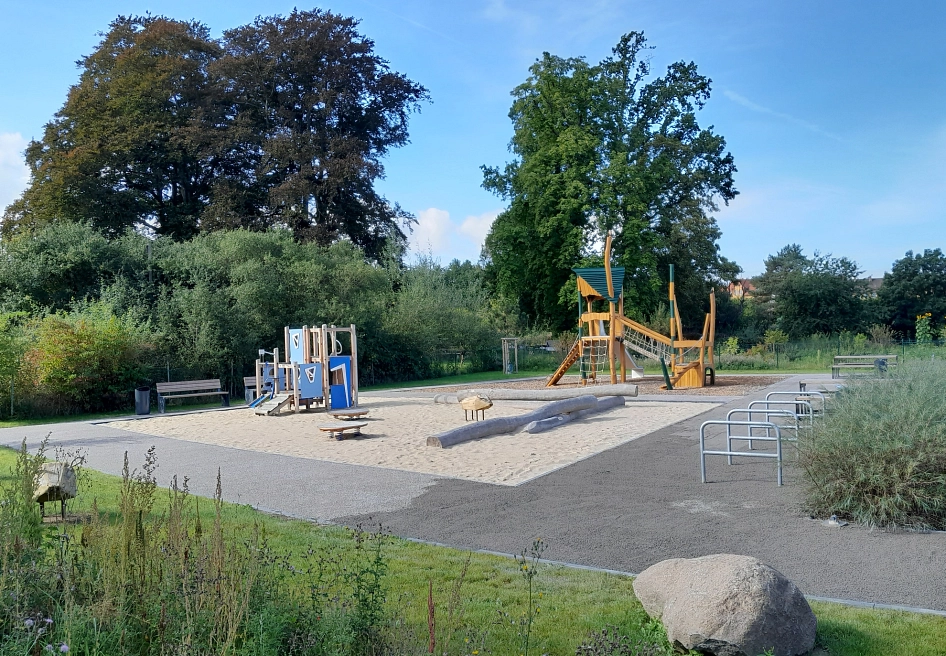 Spielplatz Landschaftsfenster Ostend © Stadt Hildesheim